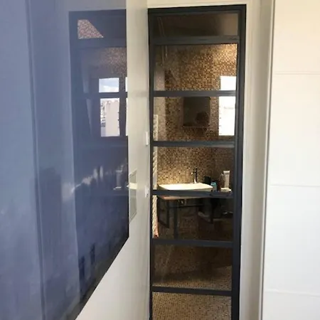 Cozy And Bright Duplex 아파트 파리