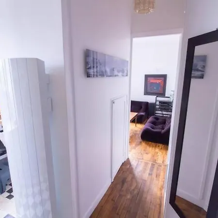 Cozy And Bright Duplex *