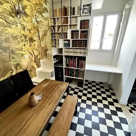 Cozy And Bright Duplex 아파트